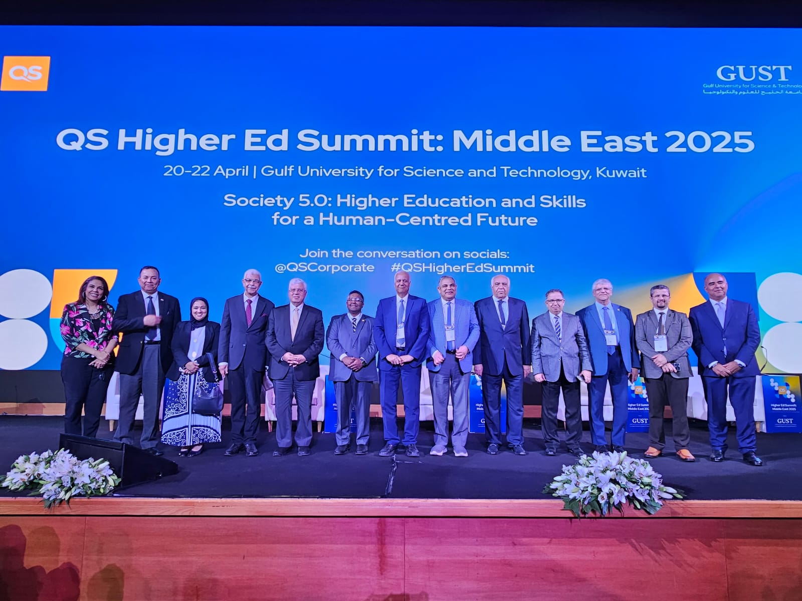 وزير التعليم العالي يستعرض إنجازات الجامعات المصرية في قمة كيو إس 2025