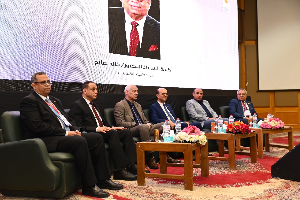 ملتقى التوظيف الهندسي الأول في جامعة أسيوط