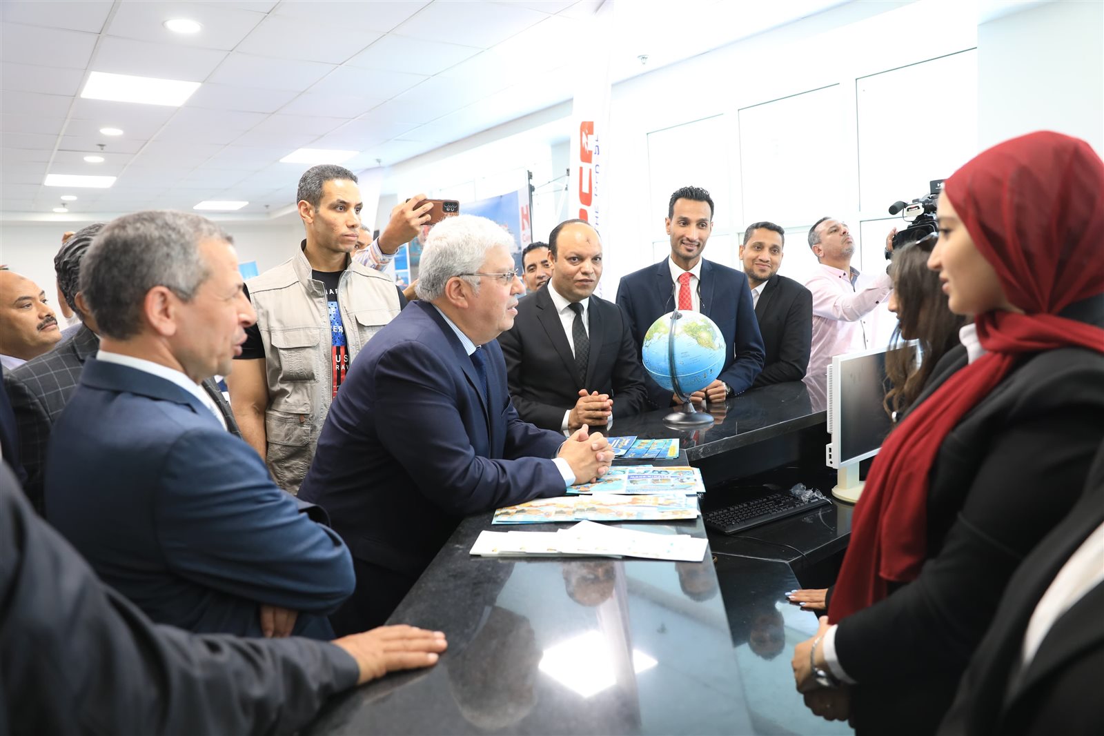 وزير التعليم العالي يفتتح صرحًا سياحيًا أكاديميًا بالغردقة