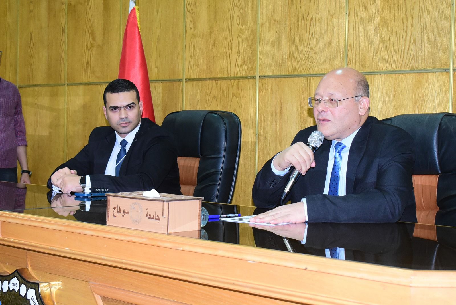 ندوة توعوية في جامعة سوهاج حول الذكاء الاصطناعي