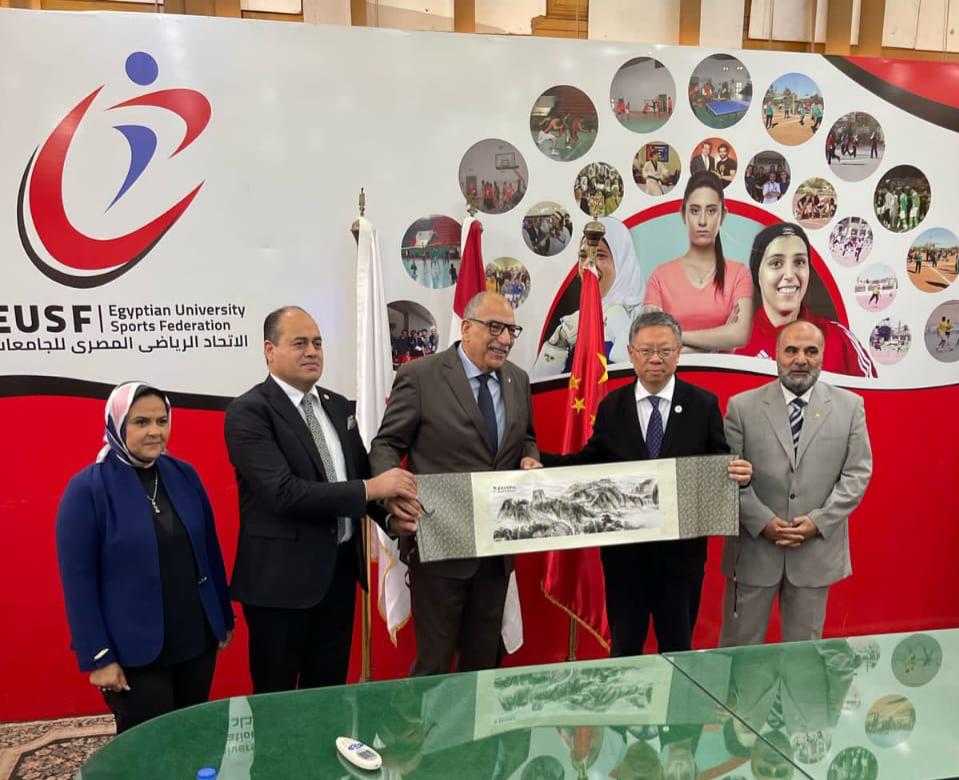 الاتحاد الرياضي للجامعات يستقبل وفدًا من جامعة العاصمة ببكين 