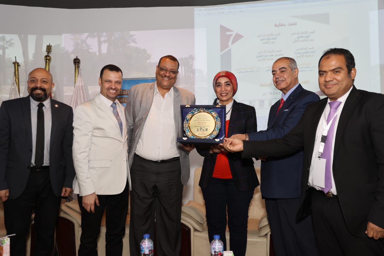 انطلاق فعاليات المؤتمر الدولي للفنون التشكيلية في دورته السابعة بجامعة الأقصر