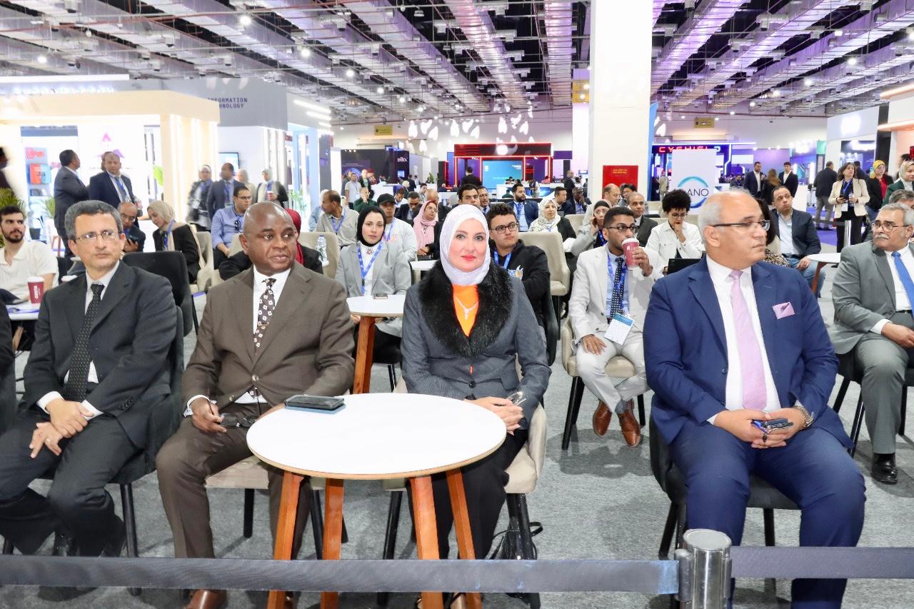 معهد بحوث الإلكترونيات يوقع مذكرة تفاهم مع شركة الشرق الأوسط لخدمات تكنولوجيا المعلومات (MCS) 