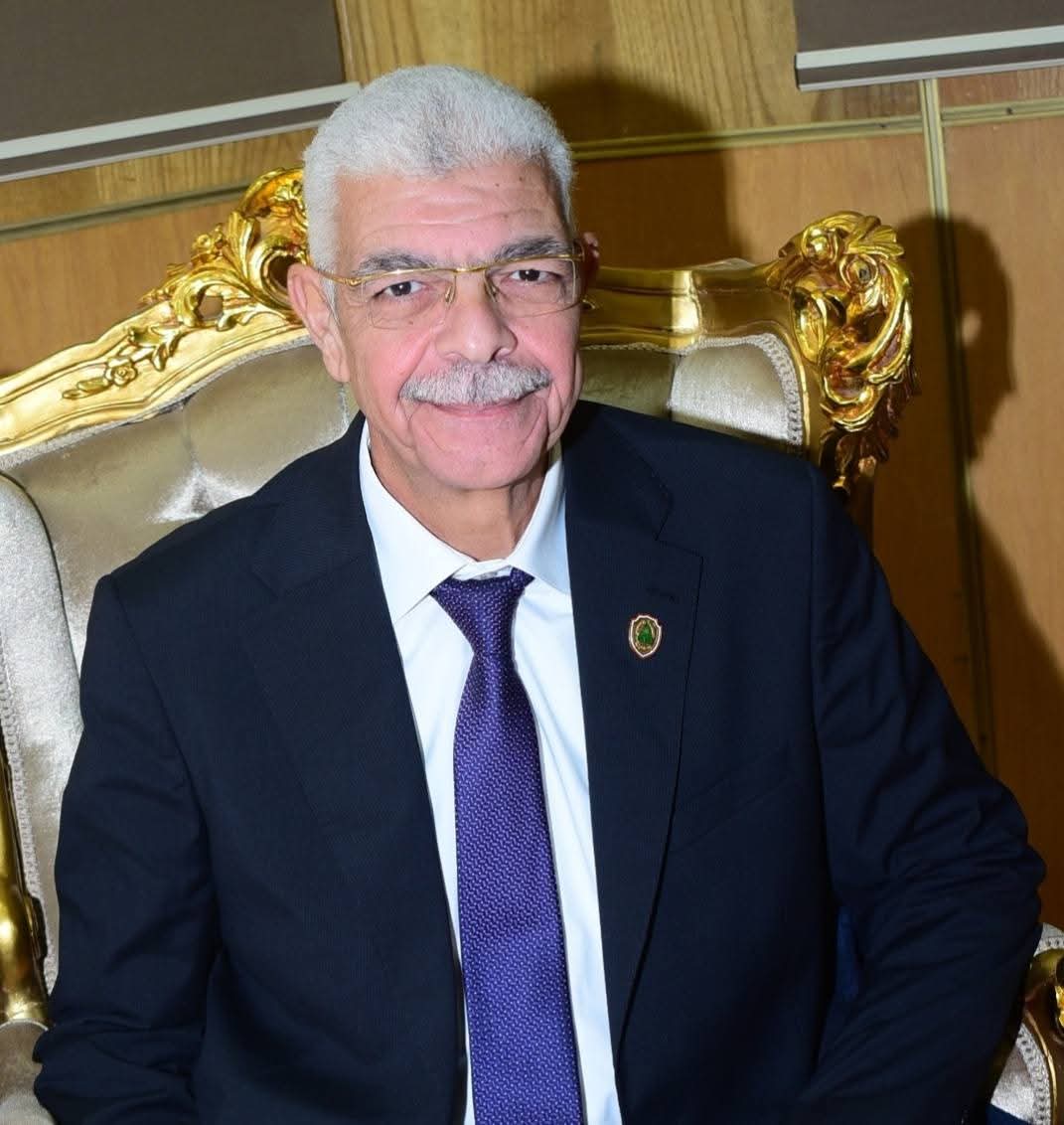 الدكتور أحمد القاصد رئيس جامعة المنوفية