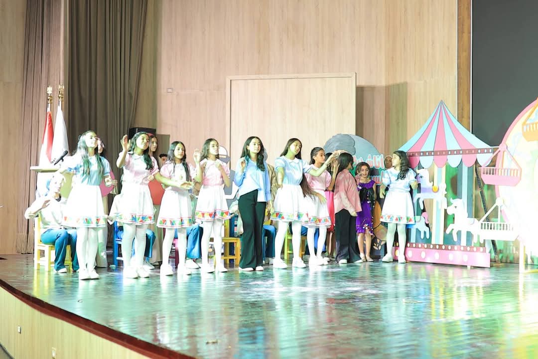 رئيس جامعة حلوان يشهد افتتاح فعاليات المهرجان الأول لتحالف جامعات إقليم القاهرة الكبري للفنون الشعبية