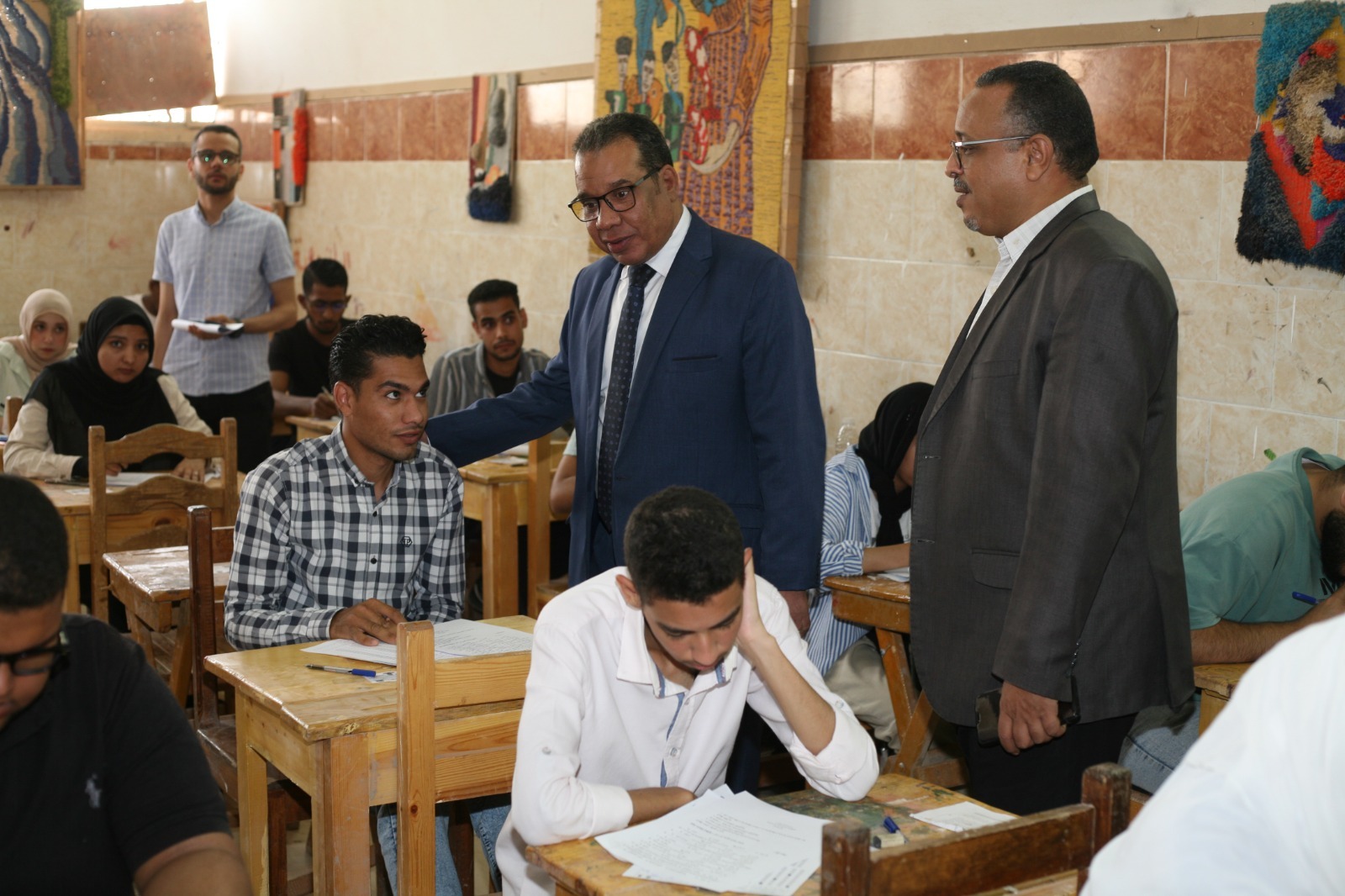 انتظام امتحانات الفصل الدراسي الثاني بجامعة جنوب الوادي 