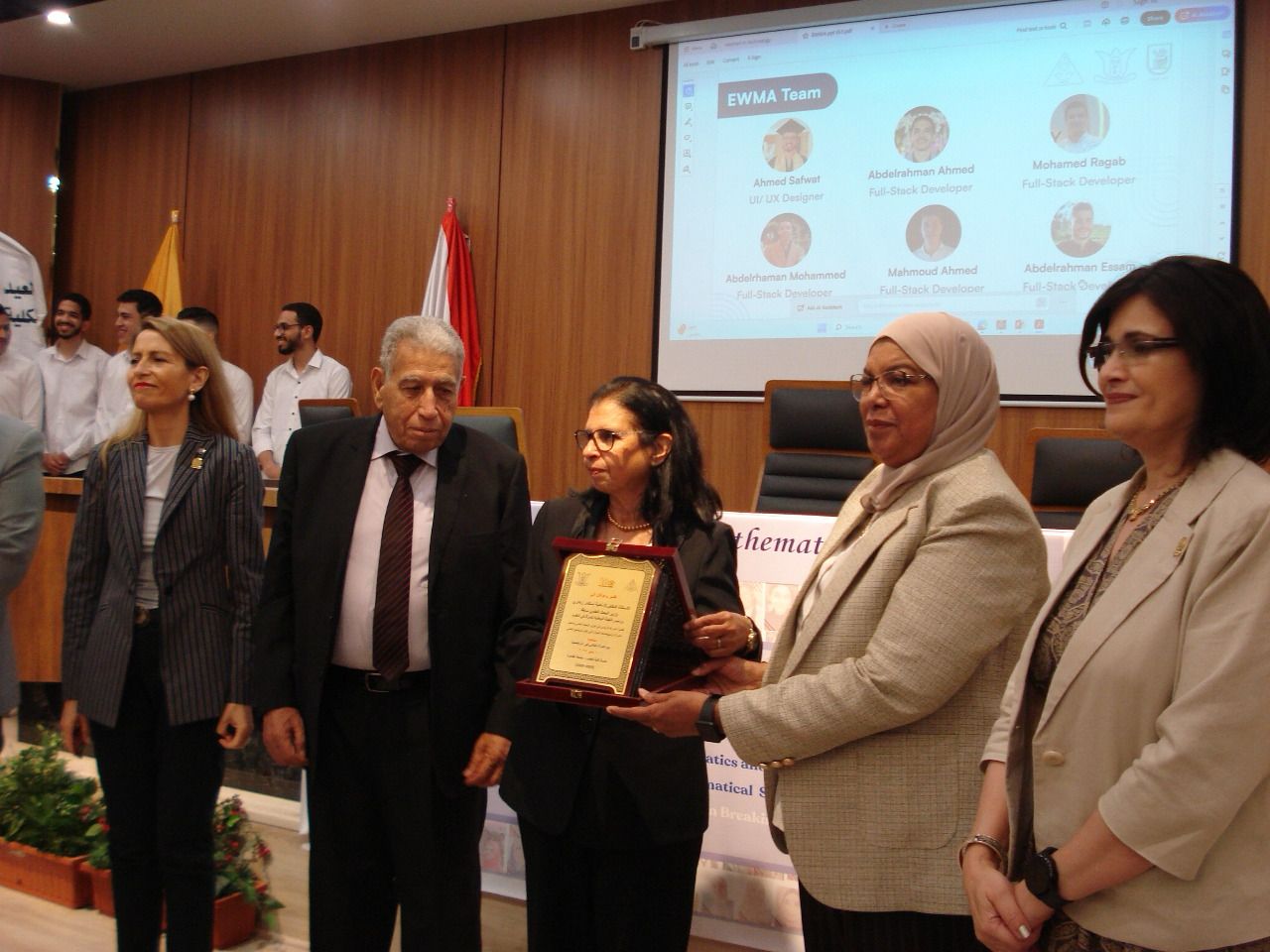 احتفال عالمي من جامعة القاهرة بمناسبة يوم المرأة العالمي 