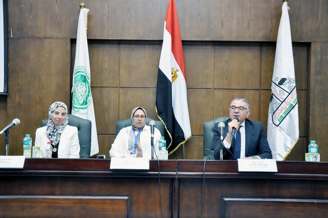 ندوة جامعة عين شمس لدعم دمج ذوي الإعاقة بالتعليم الجامعي