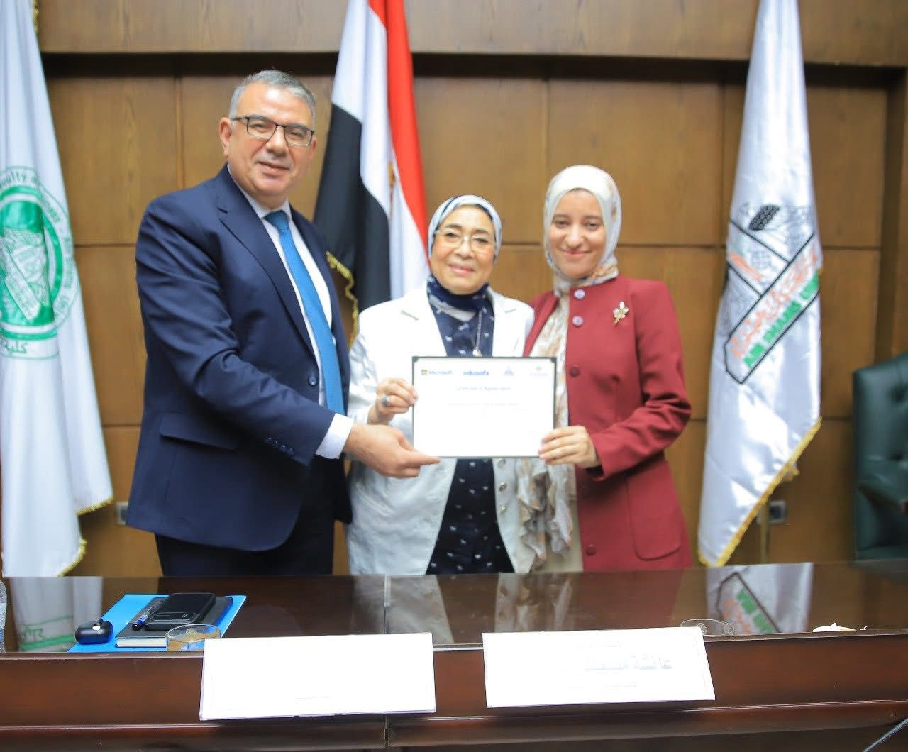 جامعة عين شمس تكرّم صُنّاع التميز في مشروع الذكاء الاصطناعي