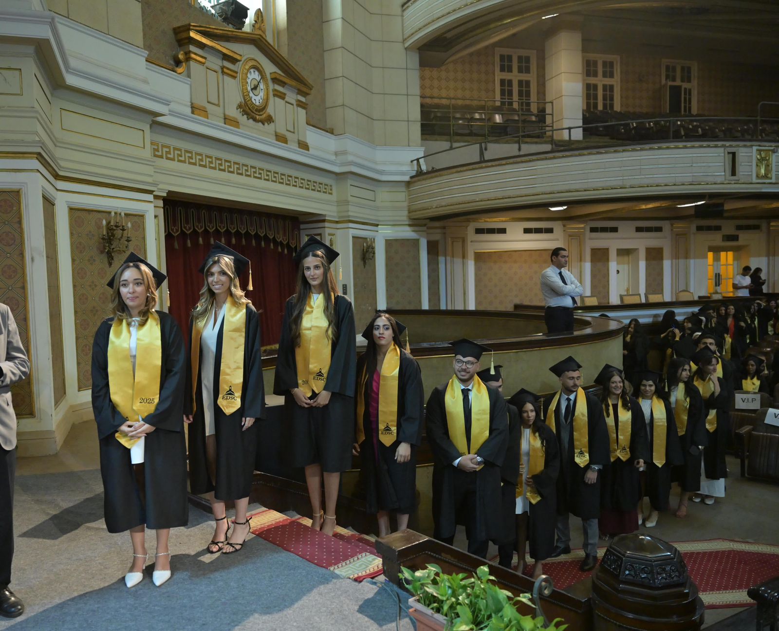 جامعة القاهرة تحتفل بتخرج دفعة 2025 من كلية حقوق السوربون