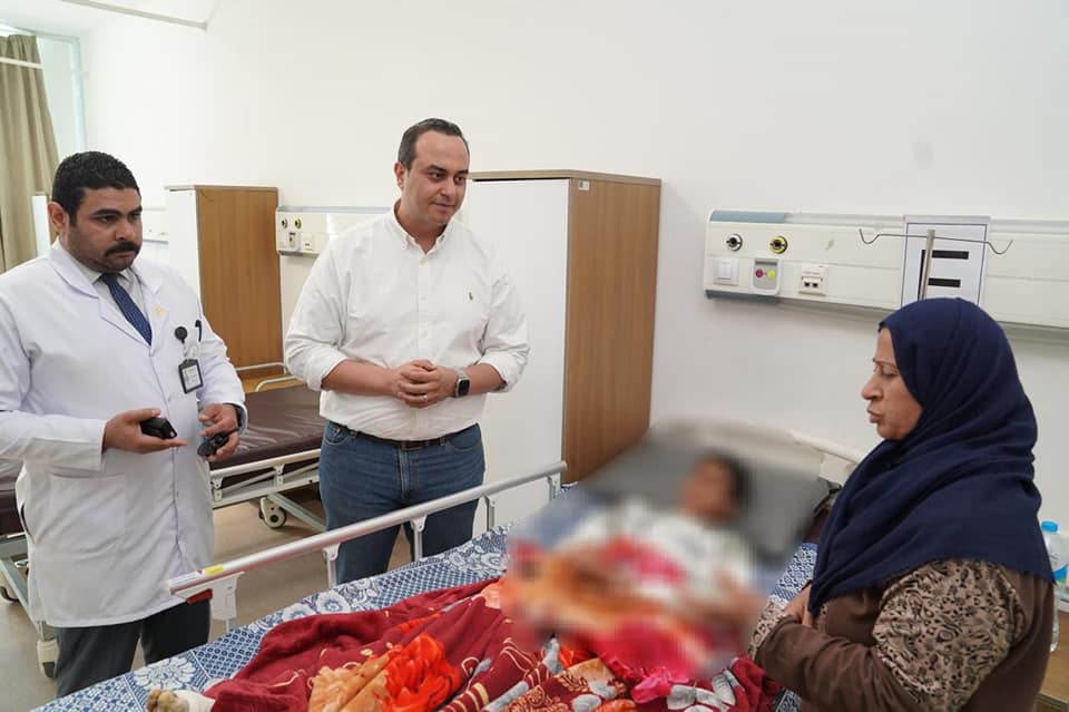 رئيس هيئة الرعاية الصحية يتابع ميدانيًا خطة التأمين الطبي