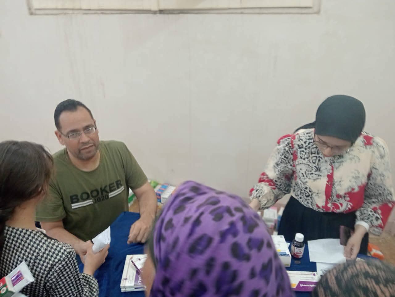  قافلة جامعة المنوفية المتكاملة توقع الكشف على 440 من أهالي قرية ميت أم صالح ببركة السبع