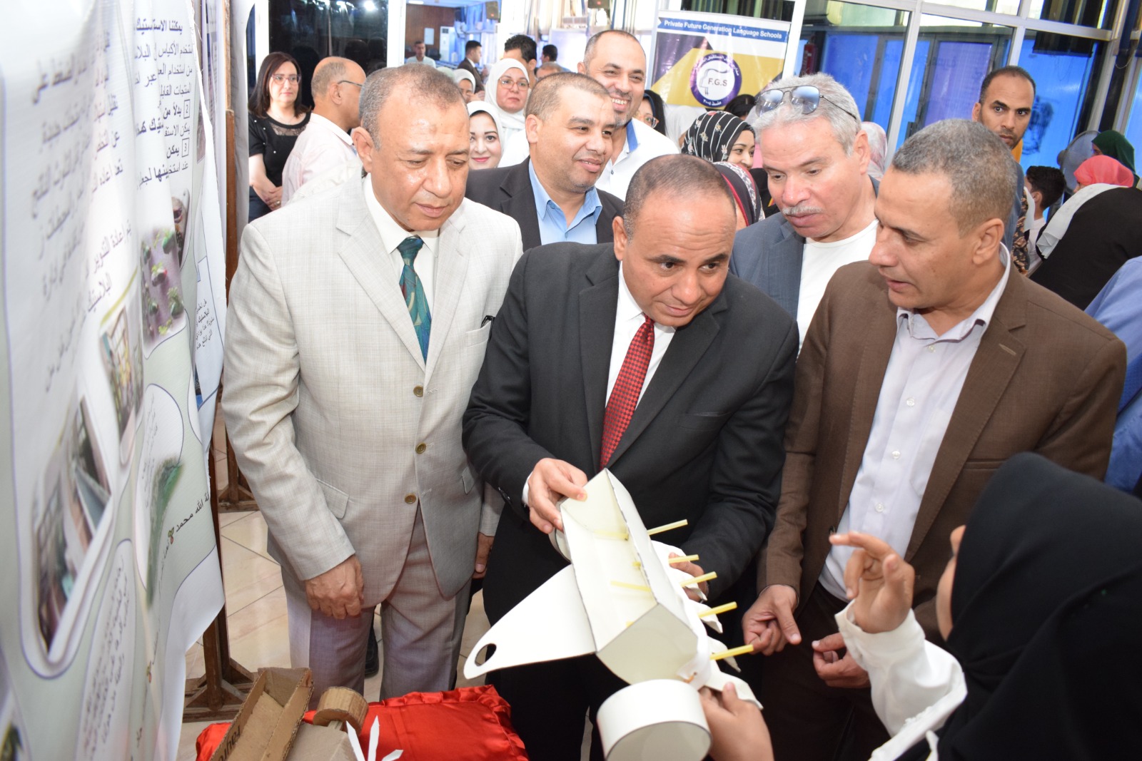 جامعة سوهاج تحتفل بيوم البيئة العالمي بندوة عن التلوث البلاستيكي