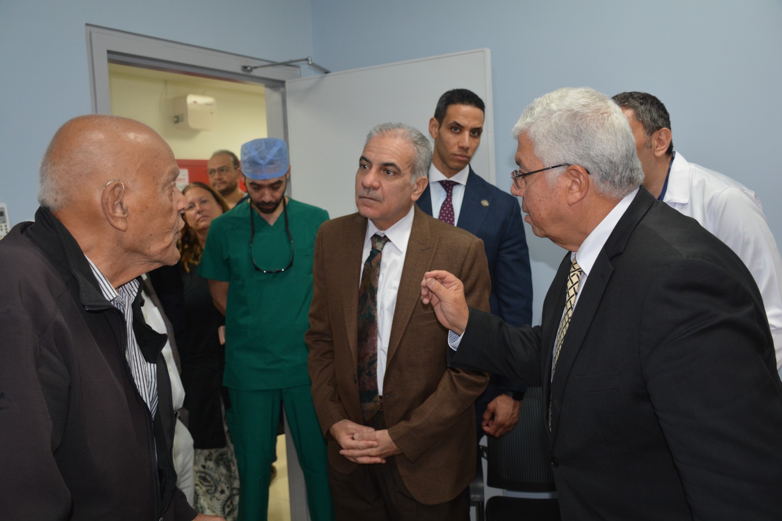 جامعة أسوان توقع بروتوكولًا طبيًا جديدًا مع مؤسسة مجدي يعقوب للقلب