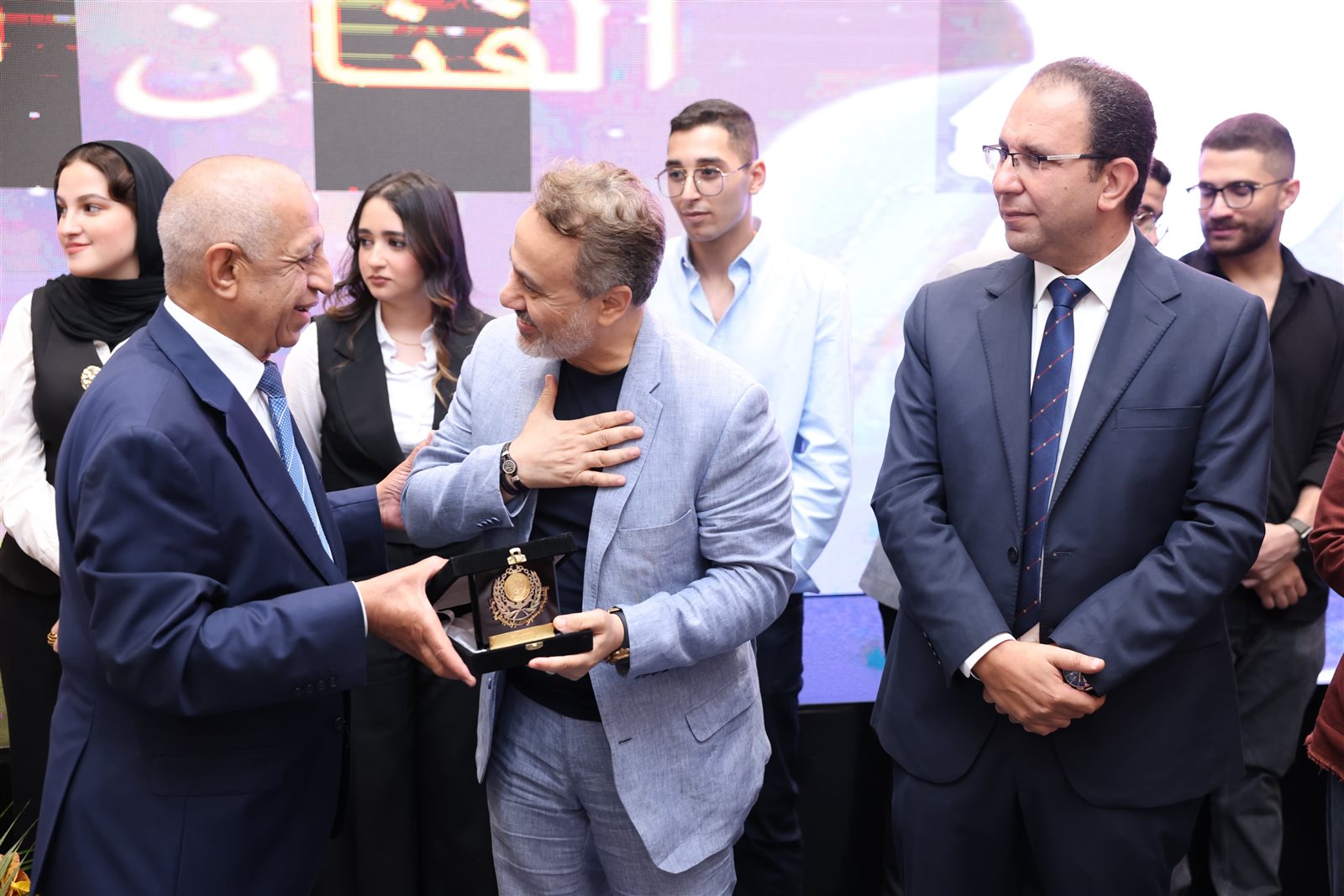 قامات فنية وإعلامية تزين حفل مشروعات تخرج طلاب قسم الإعلام بكلية الإدارة والتكنولوجيا