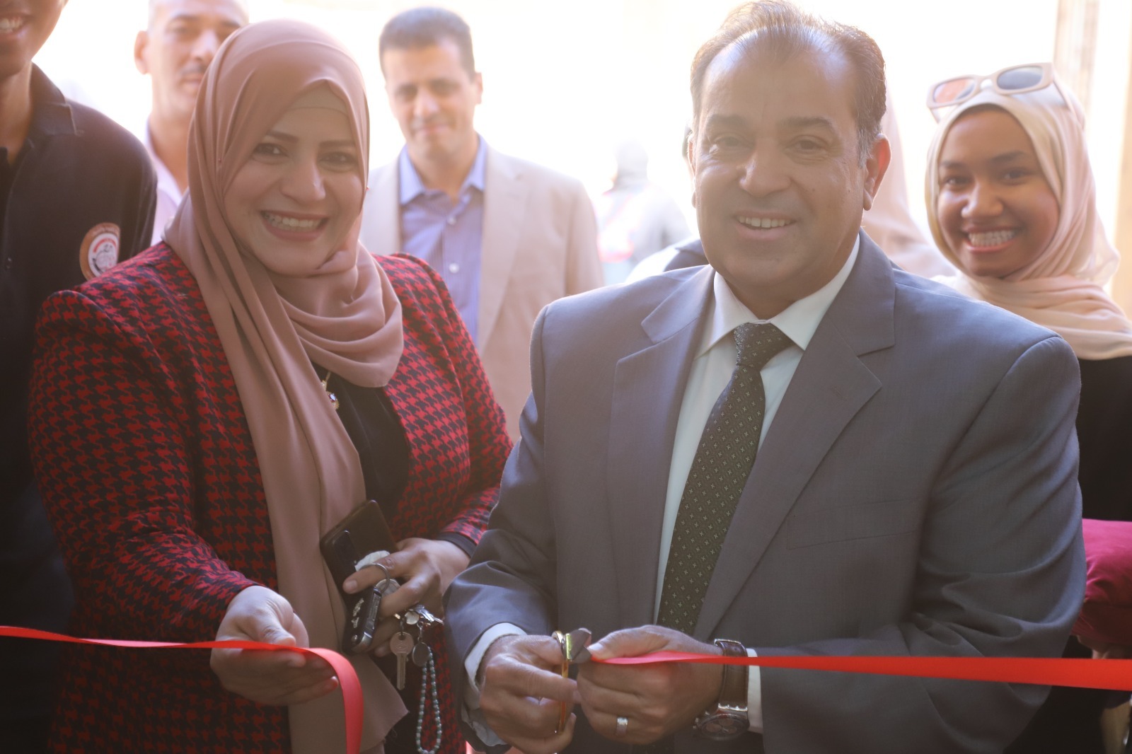 جامعة جنوب الوادي تطلق مبادرة ملابس مجانية للفئات الأولى بالرعاية