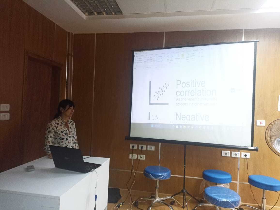 جامعة سوهاج تطلق 3 دورات بحثية متقدمة لتأهيل الباحثين