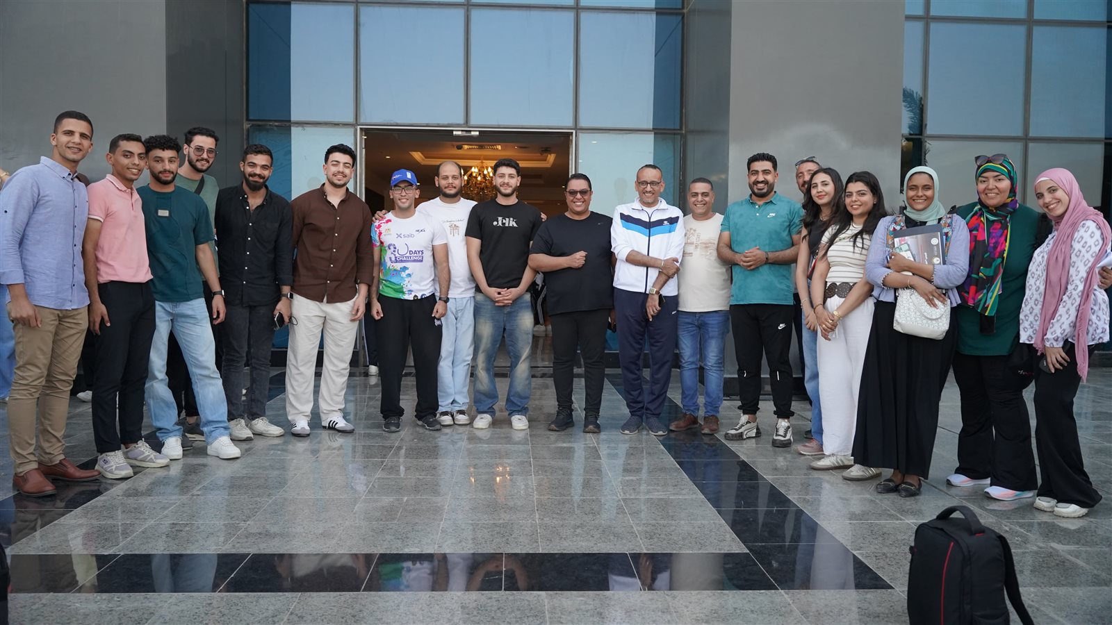 معهد إعداد القادة يحتفل باليوم العالمي لمكافحة المخدرات بمشاركة شبابية