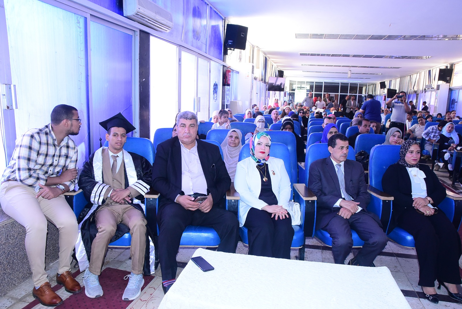 جامعة سوهاج تحتفل بتخريج دفعة جديدة من الطلاب ذوي الهمم