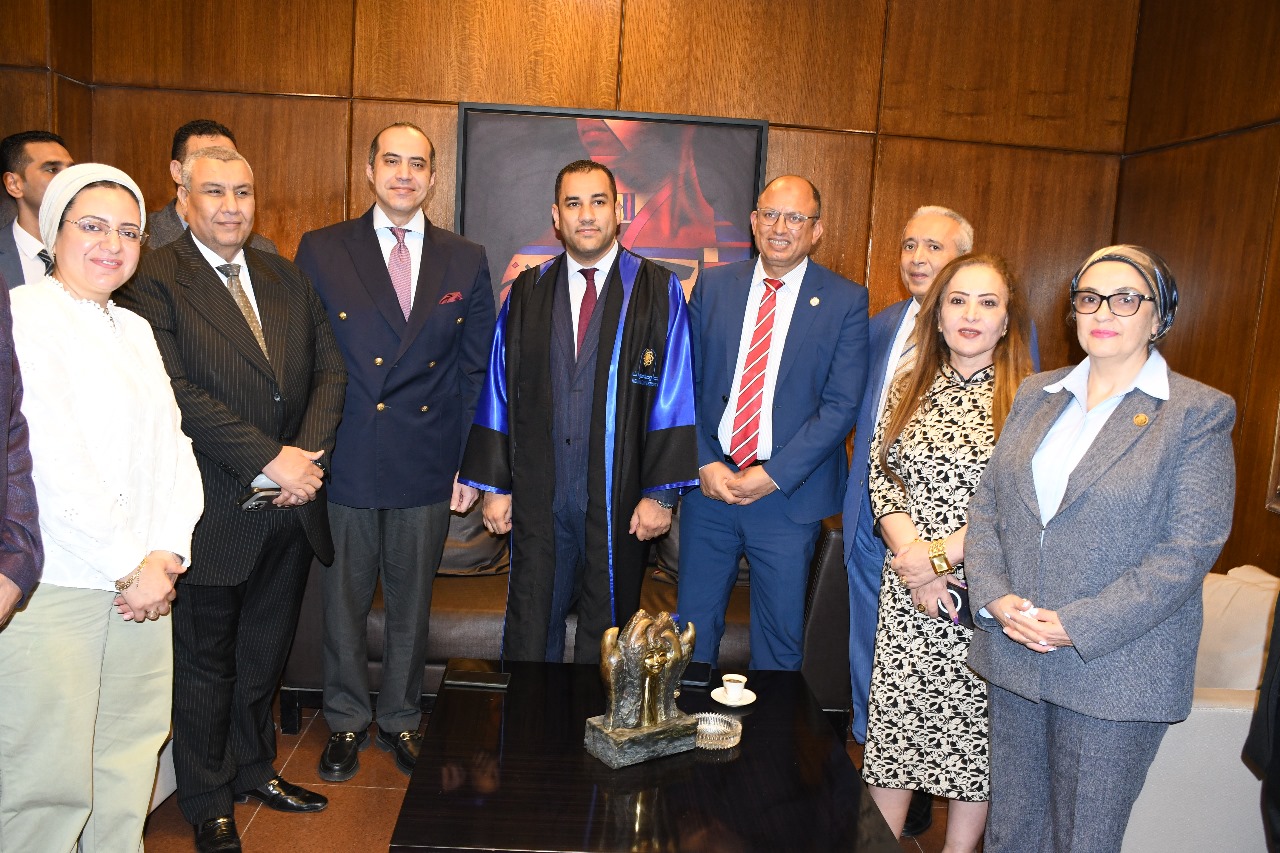 مناقشة دكتوراه في جامعة حلوان بحضور وزيري الشباب والنيابيةومحافظ القاهرة