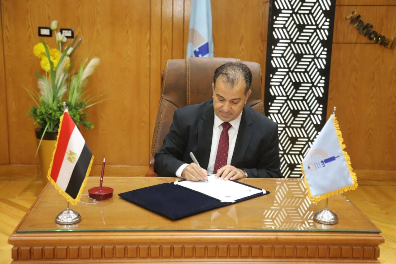 شراكة بحثية قوية بين جامعة جنوب الوادي والمركز القومي للبحوث