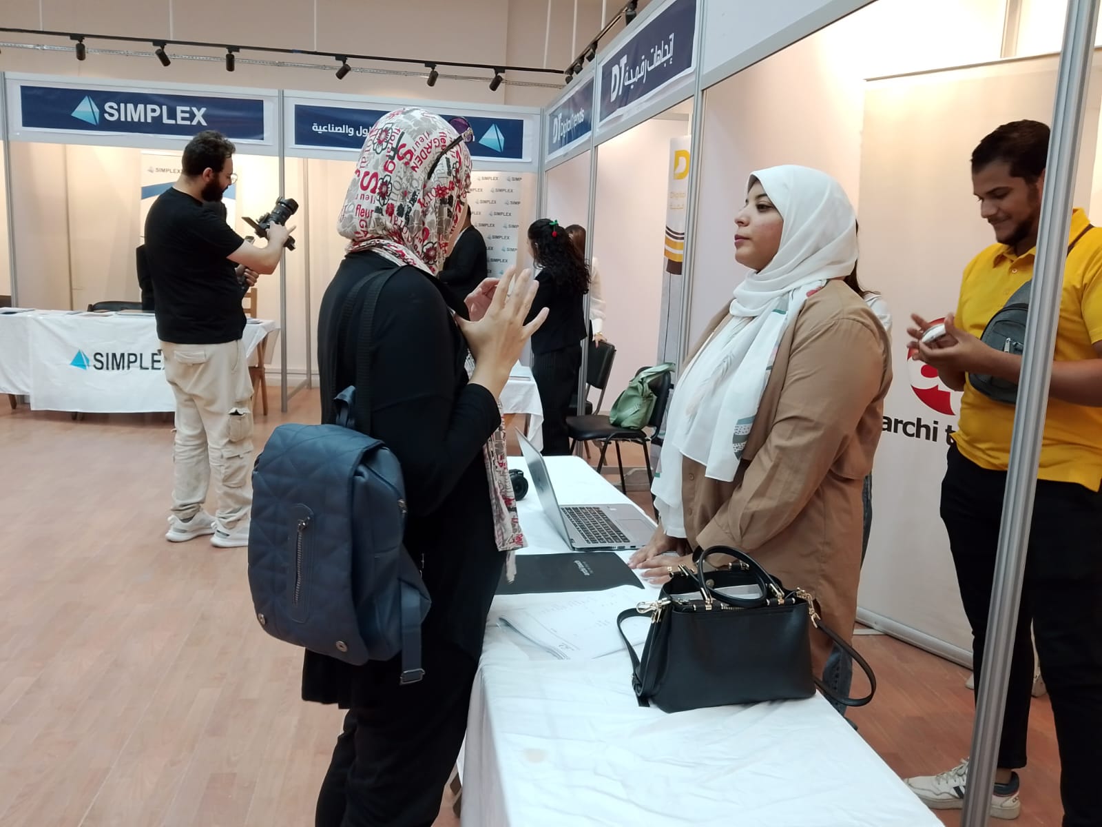 ملتقى توظيف جامعة حلوان يجذب كبرى الشركات والإبداعيين