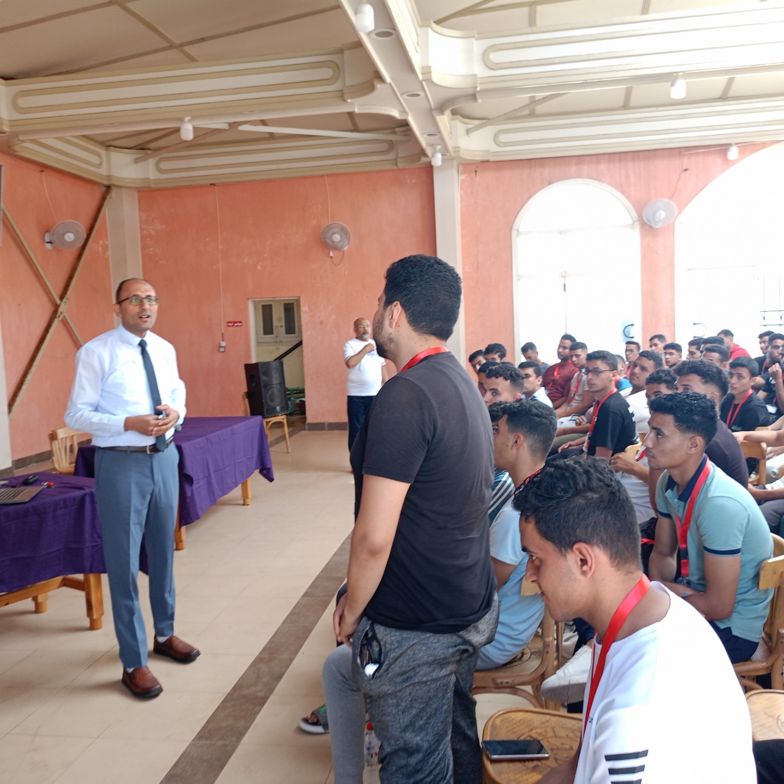 انطلاق افواج معسكر إعداد القادة لجامعة كفر الشيخ بمصيف بلطيم 