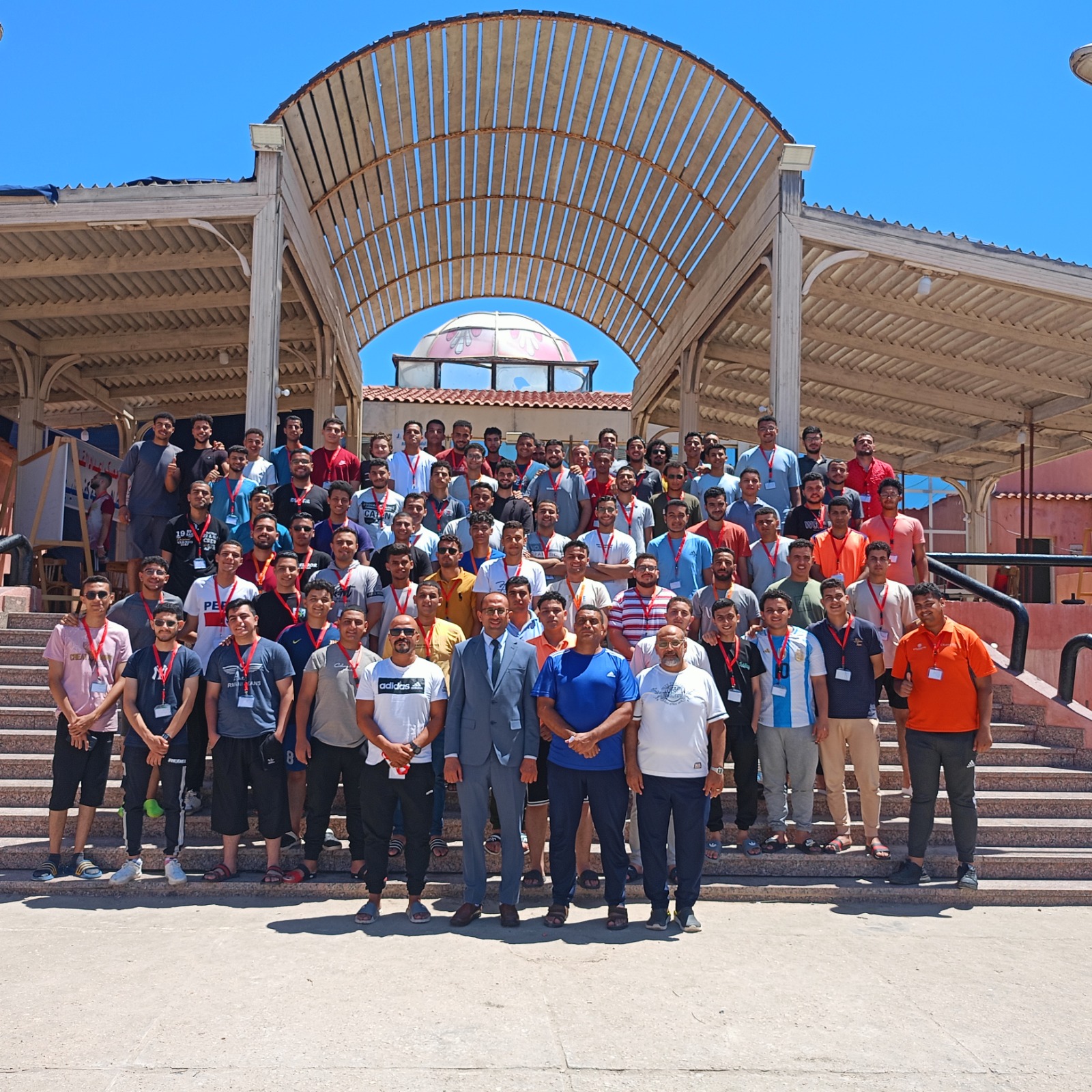 انطلاق افواج معسكر إعداد القادة لجامعة كفر الشيخ بمصيف بلطيم 