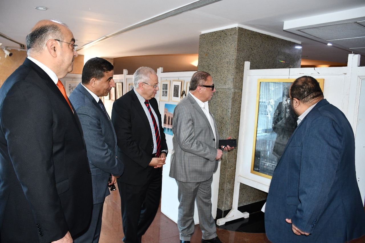 جامعة حلوان تُبدع في معرض فني يوثق ملامح مصر عبر العصور