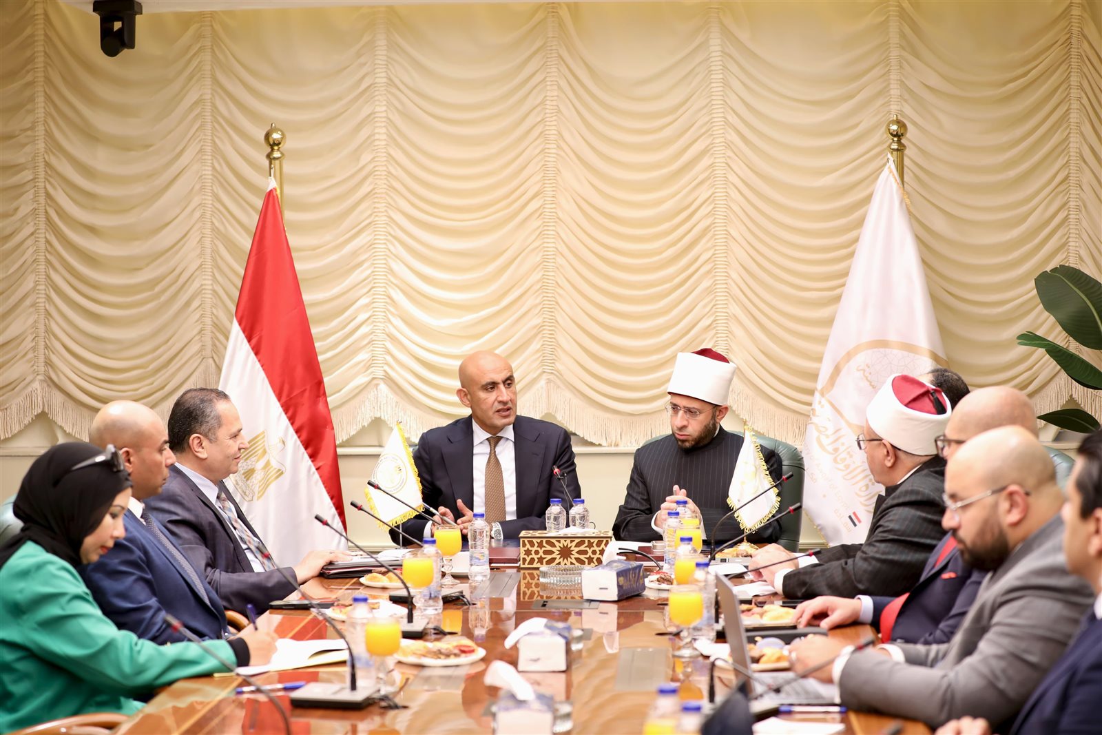 وزيرا الأوقاف والتعليم يوقعان بروتوكول لإطلاق حضانات تعليمية بالمساجد 