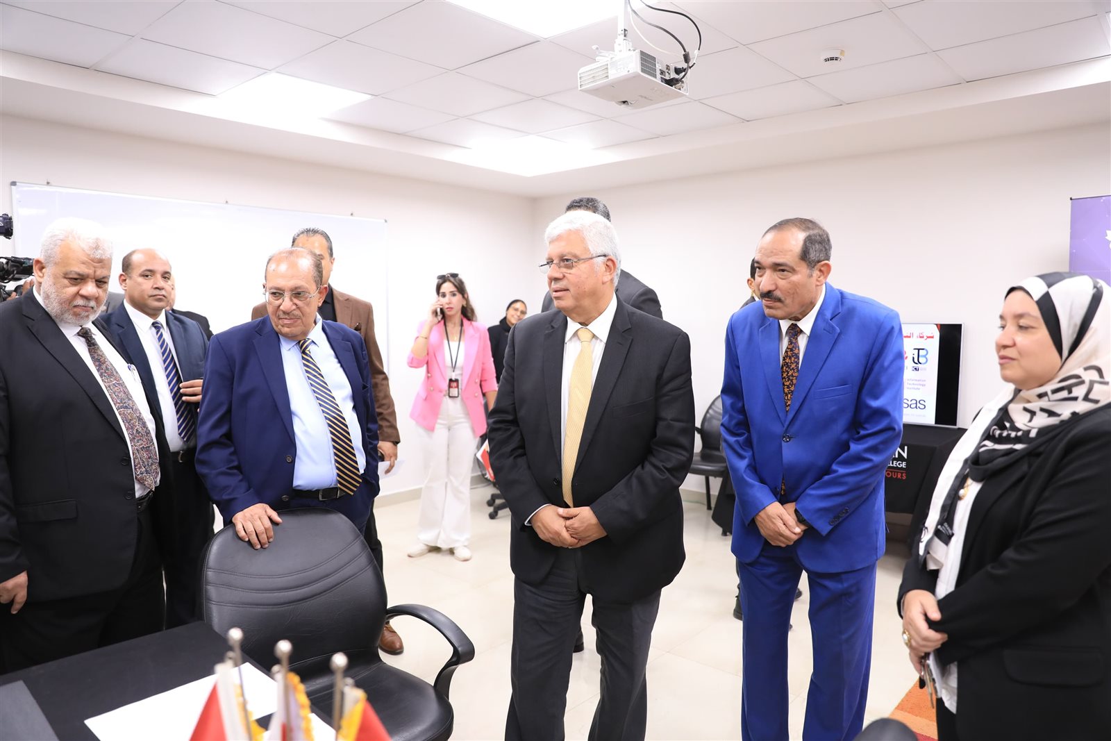 وزير التعليم العالي يشيد بتميز المعاهد الكندية CIC في التعليم التطبيقي