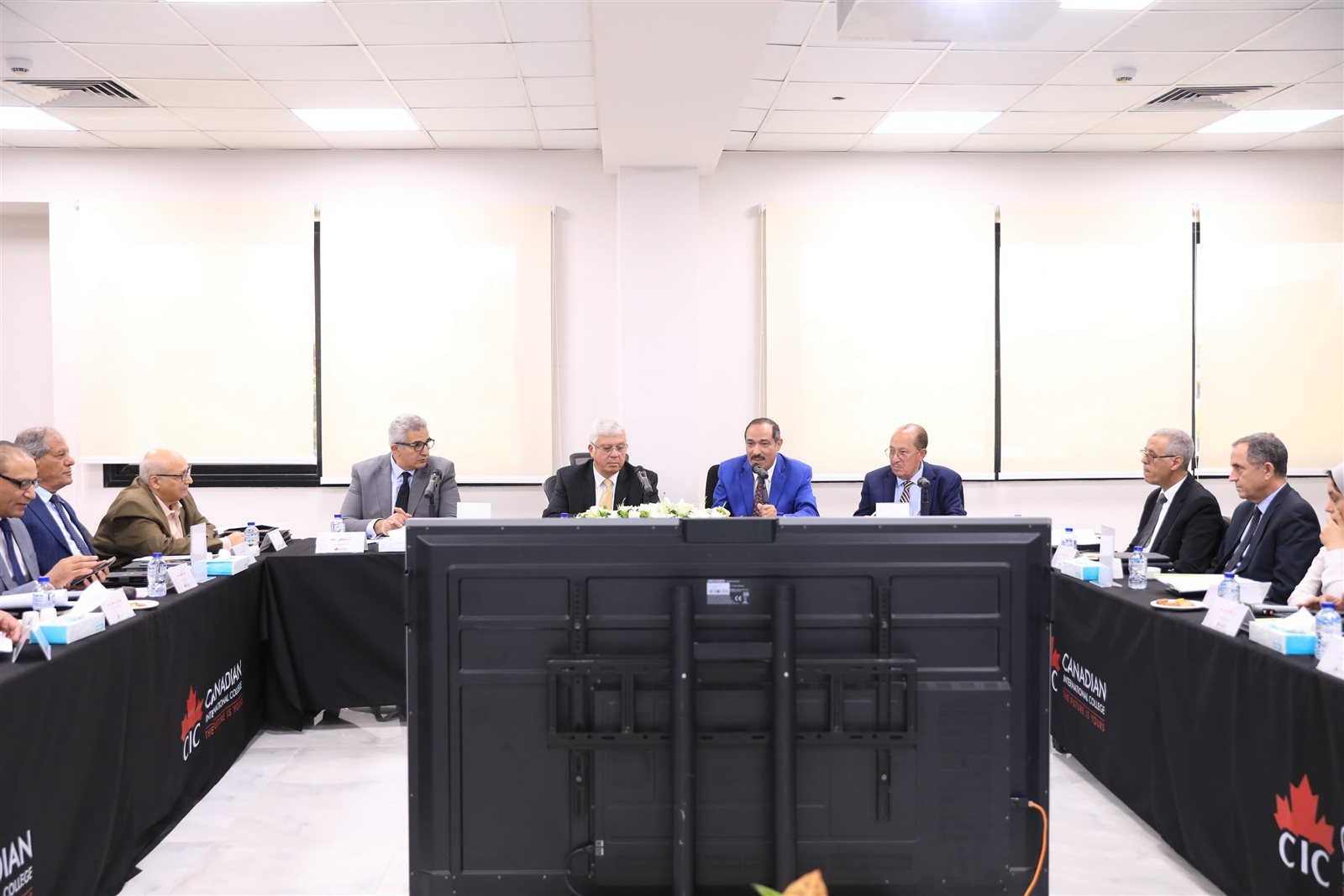 وزير التعليم العالي يقود تحولًا تاريخيًا في أداء المعاهد الخاصة