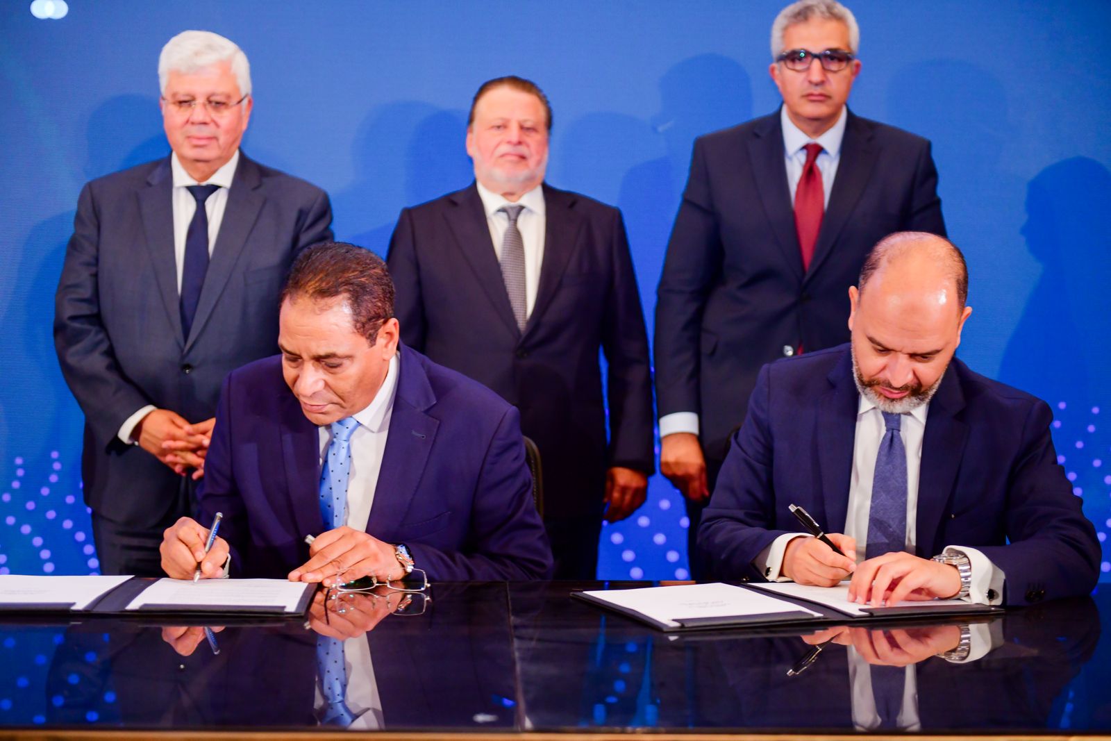 إطلاق برنامج بكالوريوس العلوم المصرفية في عدد من كليات التجارة