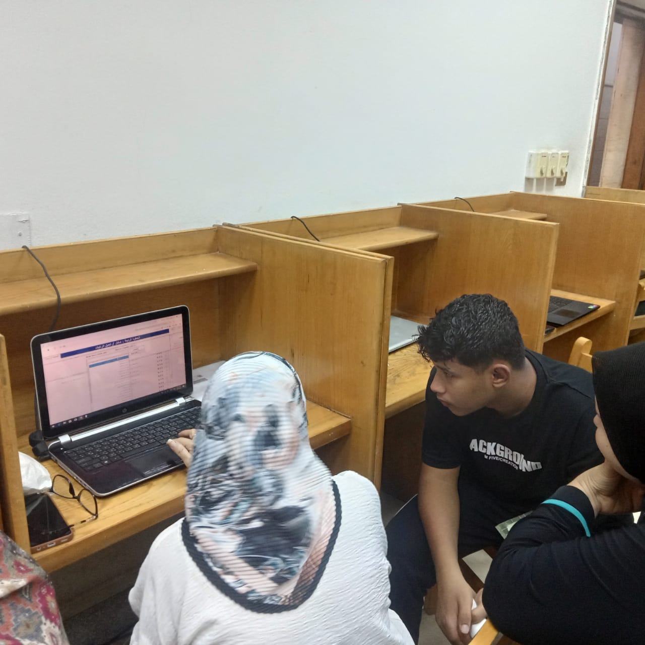 الدعم الفني مستمر بمعامل الجامعات خلال تنسيق المرحلة الثانية 2025