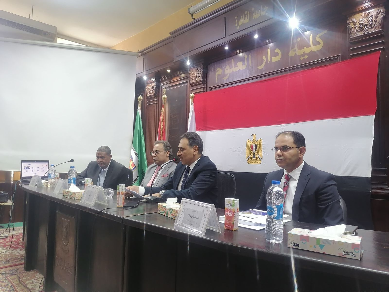 جامعة القاهرة تطلق ورشة أكاديمية رائدة لطلاب الدراسات العليا بكلية دار العلوم