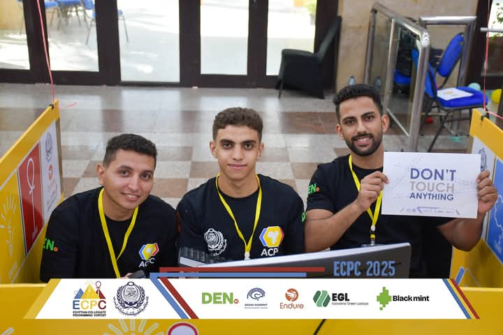 جامعة الأقصر تحجز بطاقة نهائي المسابقة العربية والإفريقية للبرمجة