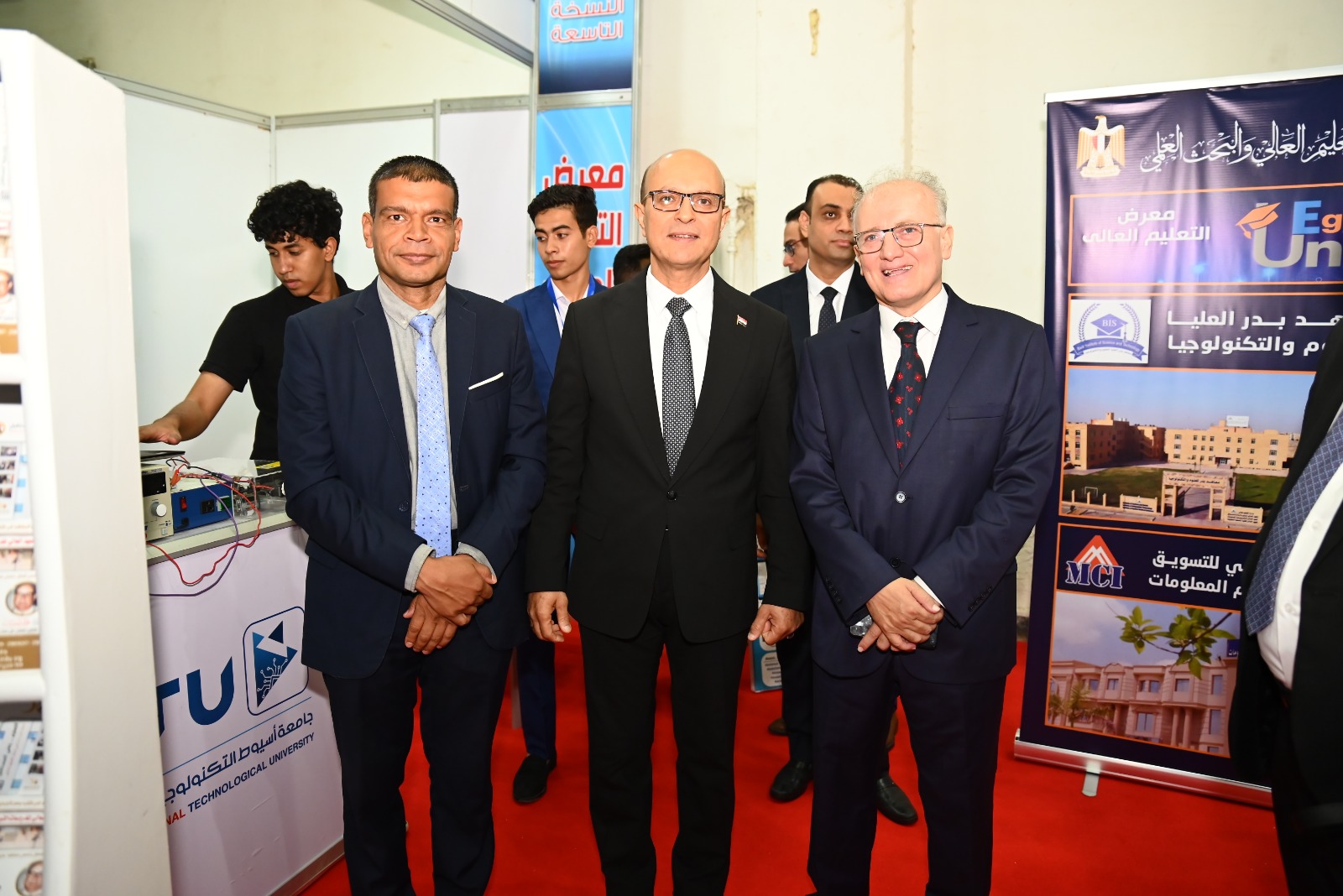جامعة أسيوط تبهر الحضور في معرض أخبار اليوم للتعليم العالي ببرامج أكاديمية مبتكرة
