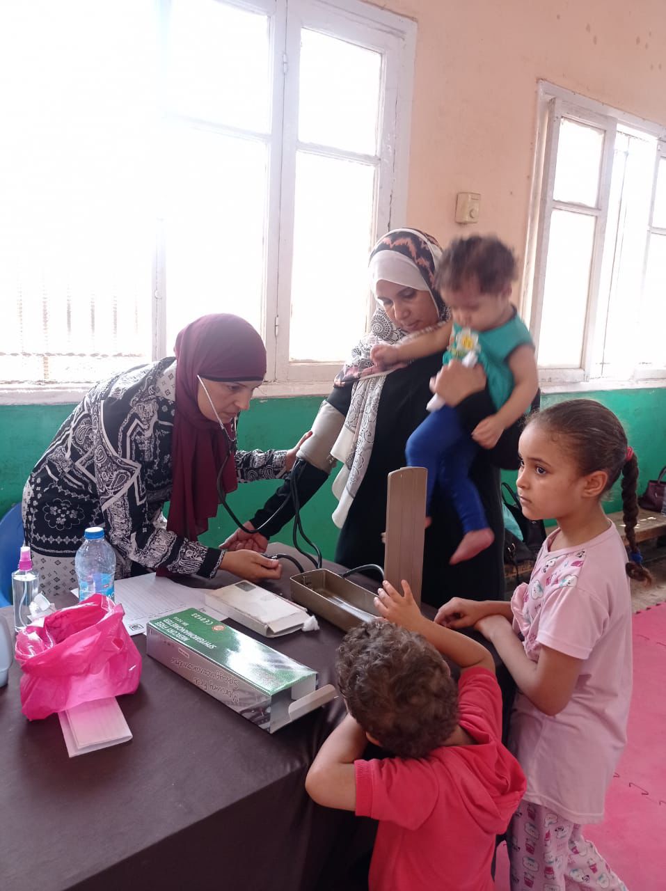 جامعة القاهرة تطلق قافلة تنموية شاملة بالحوامدية 2025