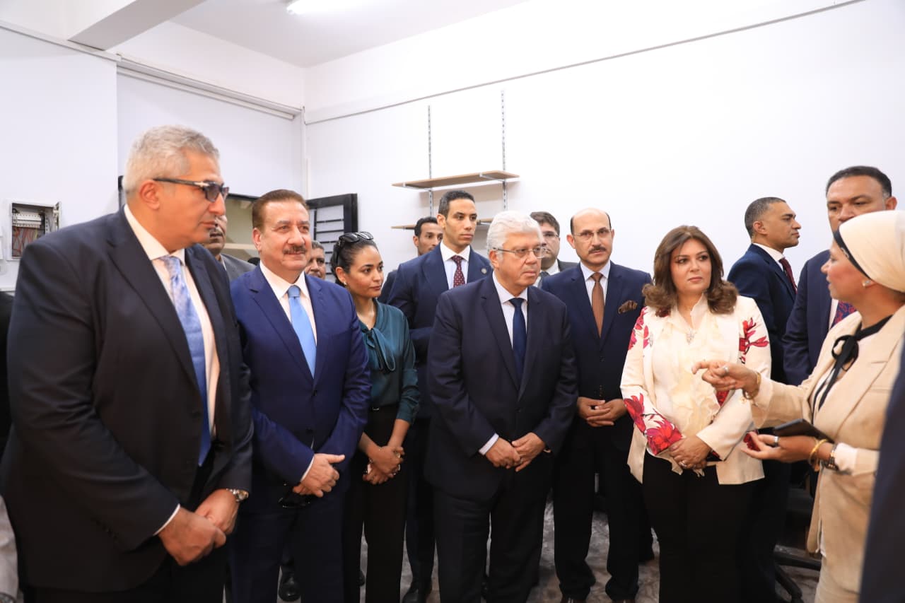 وزير التعليم العالي يفتتح صرحًا جديدًا بجامعة مدينة السادات بتكلفة 8 مليارات