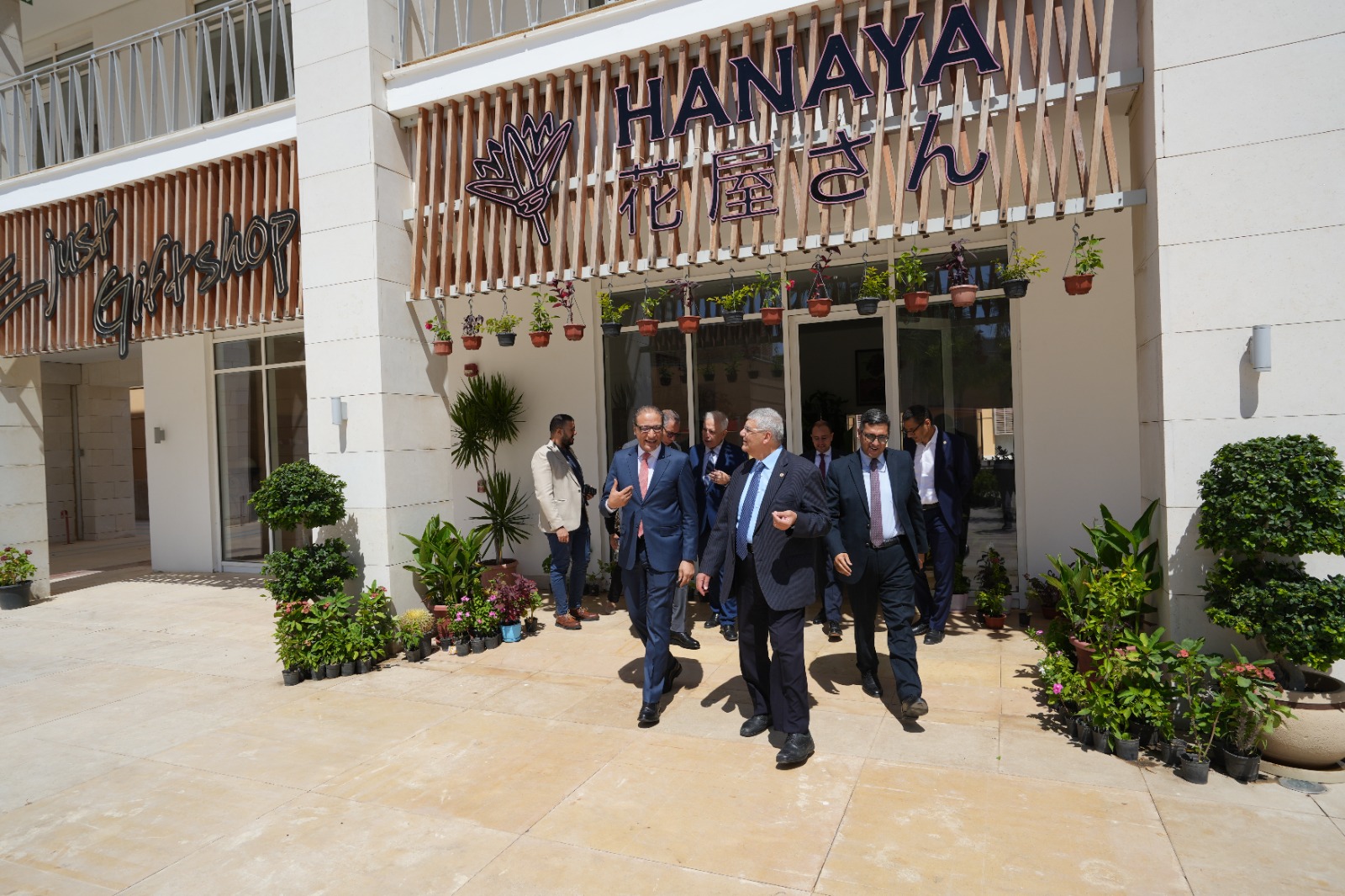 وفد أخبار اليوم يزور الجامعة المصرية اليابانية ويستعرض تجربة التعليم المتميز