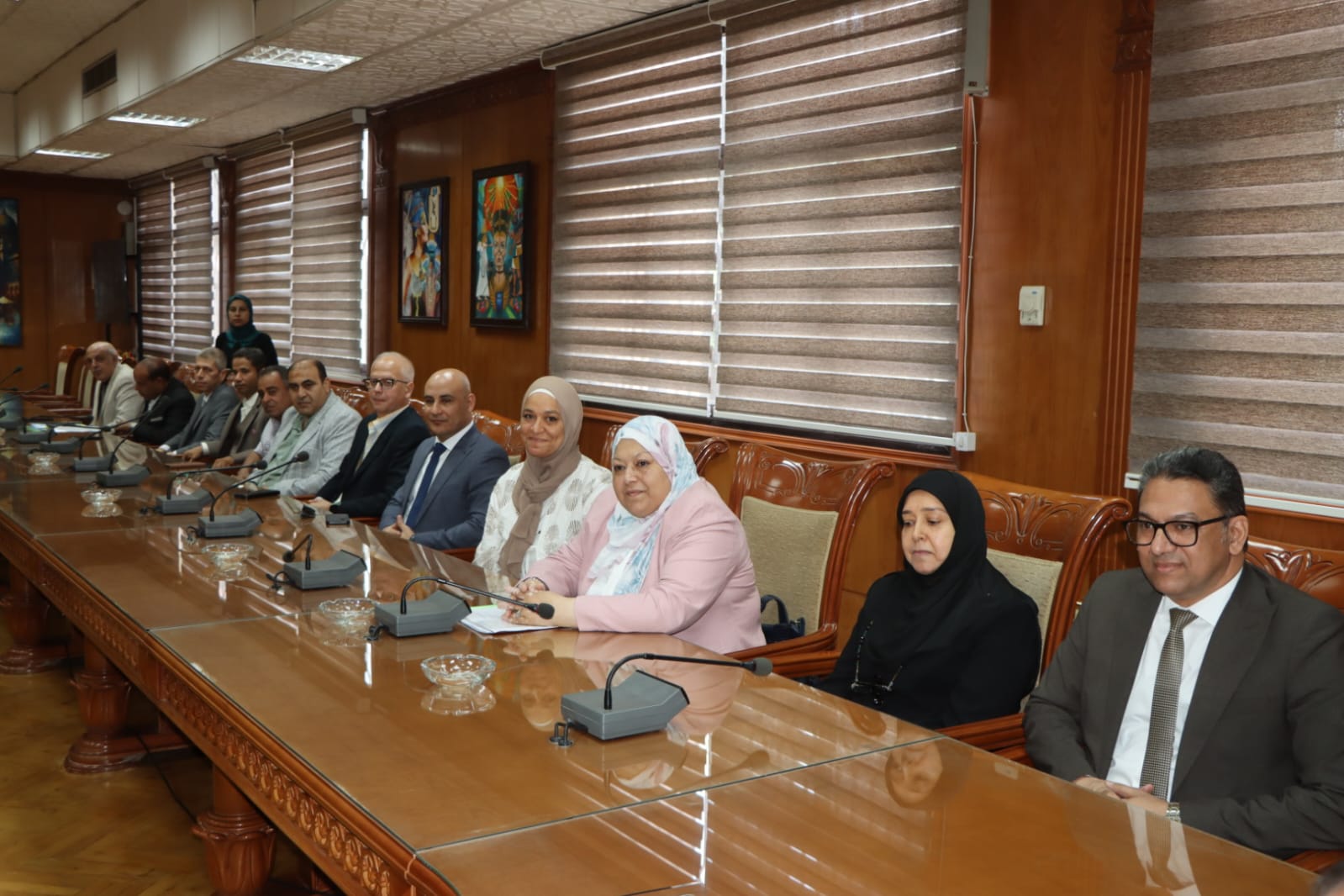 جامعة المنوفية تطلق استراتيجية جديدة لتطوير الجهاز الإداري