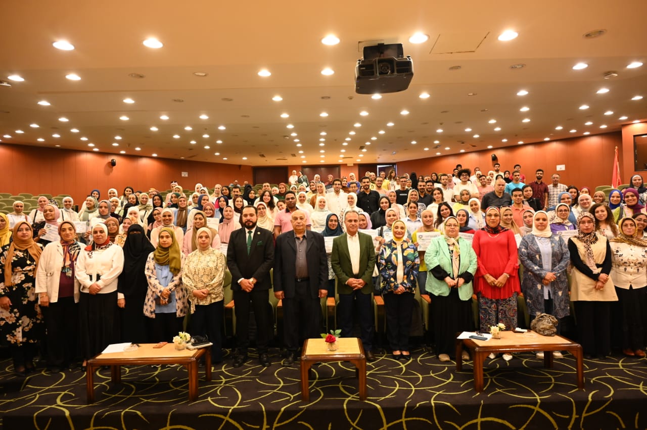 المدارس الصيفية 2025 تفتح آفاق الابتكار والبحث العلمي للطلاب