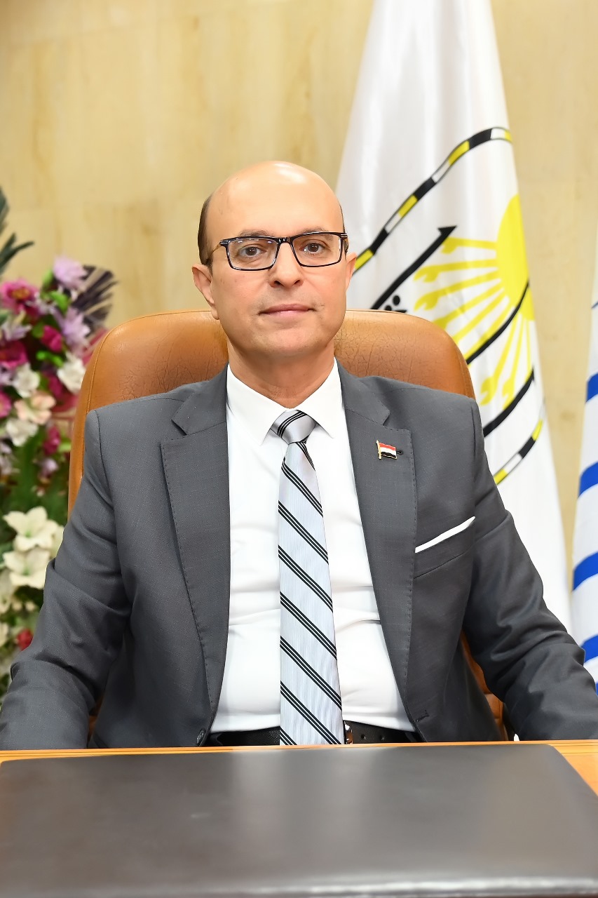 الدكتور أحمد المنشاوي رئيس جامعة أسيوط
