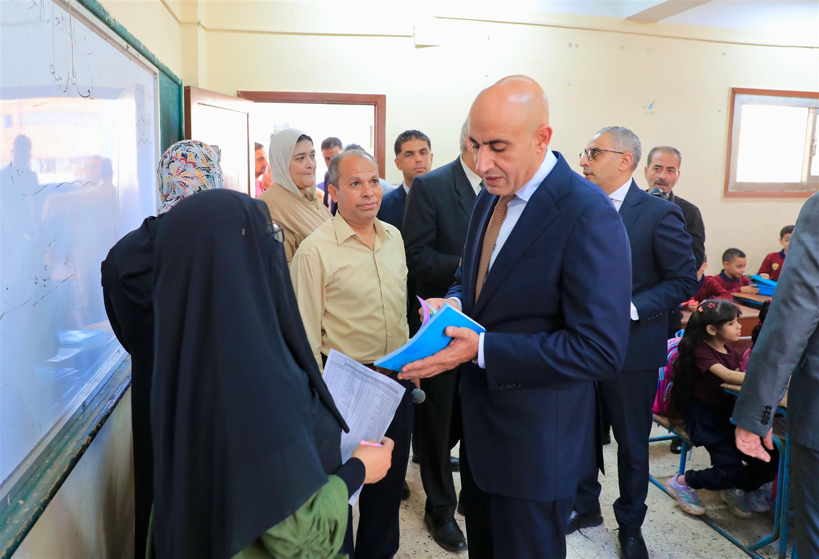 وزير التربية والتعليم يتفقد مدارس القليوبية