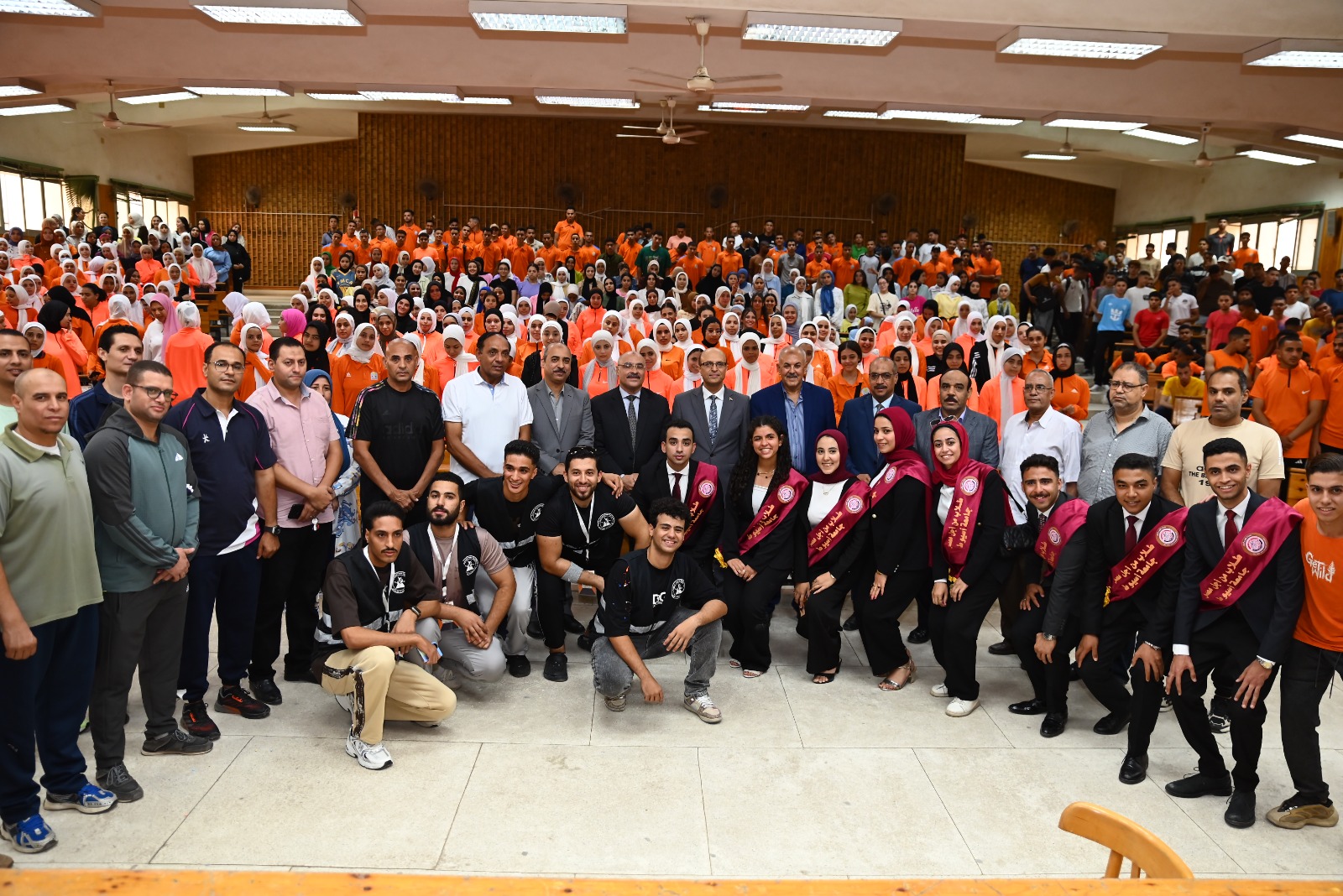 جولة ميدانية لرئيس جامعة أسيوط لتفقد كليات الجامعة