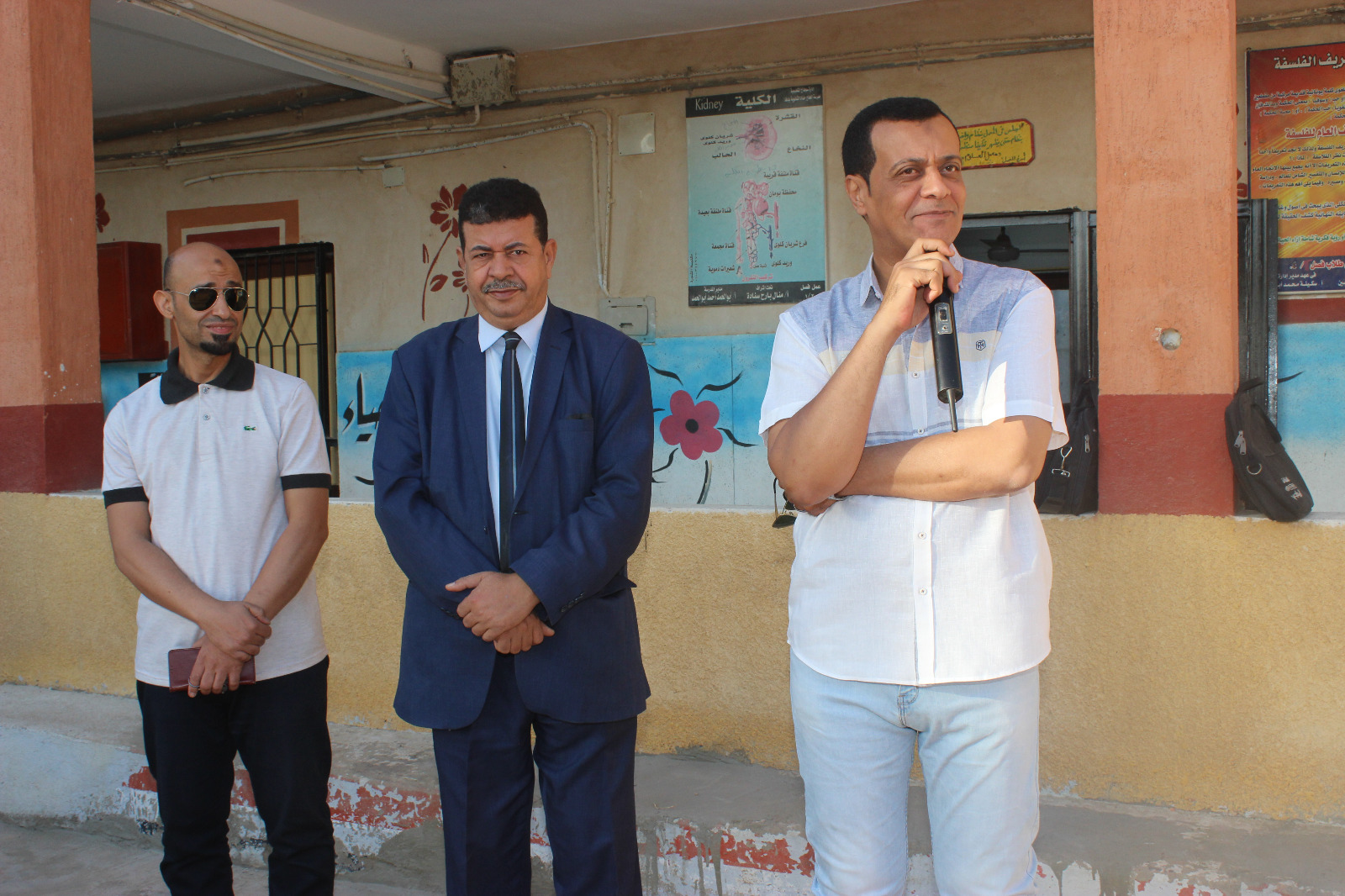 مدير تعليم سوهاج يتفقد مدارس إدارة سوهاج التعليمية