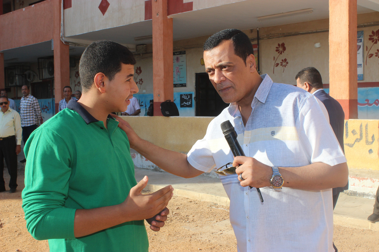 مدير تعليم سوهاج يتفقد مدارس إدارة سوهاج التعليمية