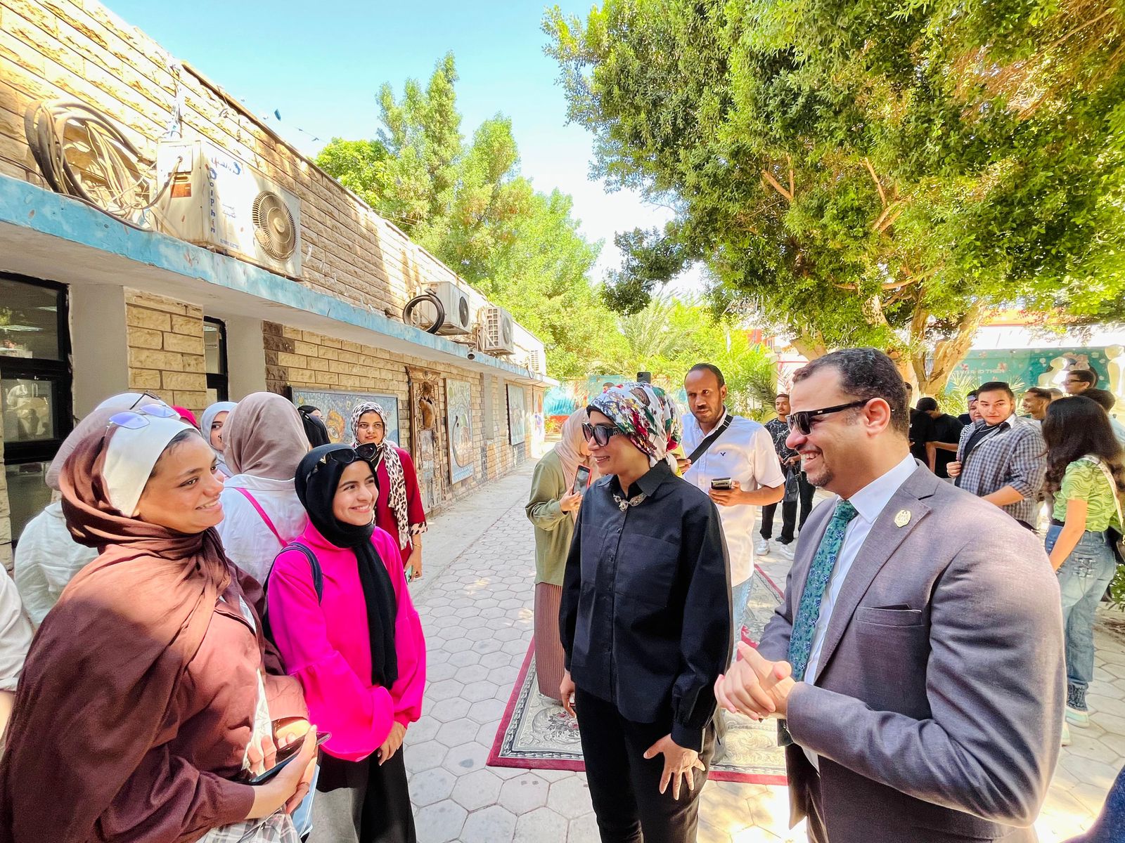 رئيس جامعة الأقصر تشهد حفل استقبال طلاب كلية الفنون الجميلة