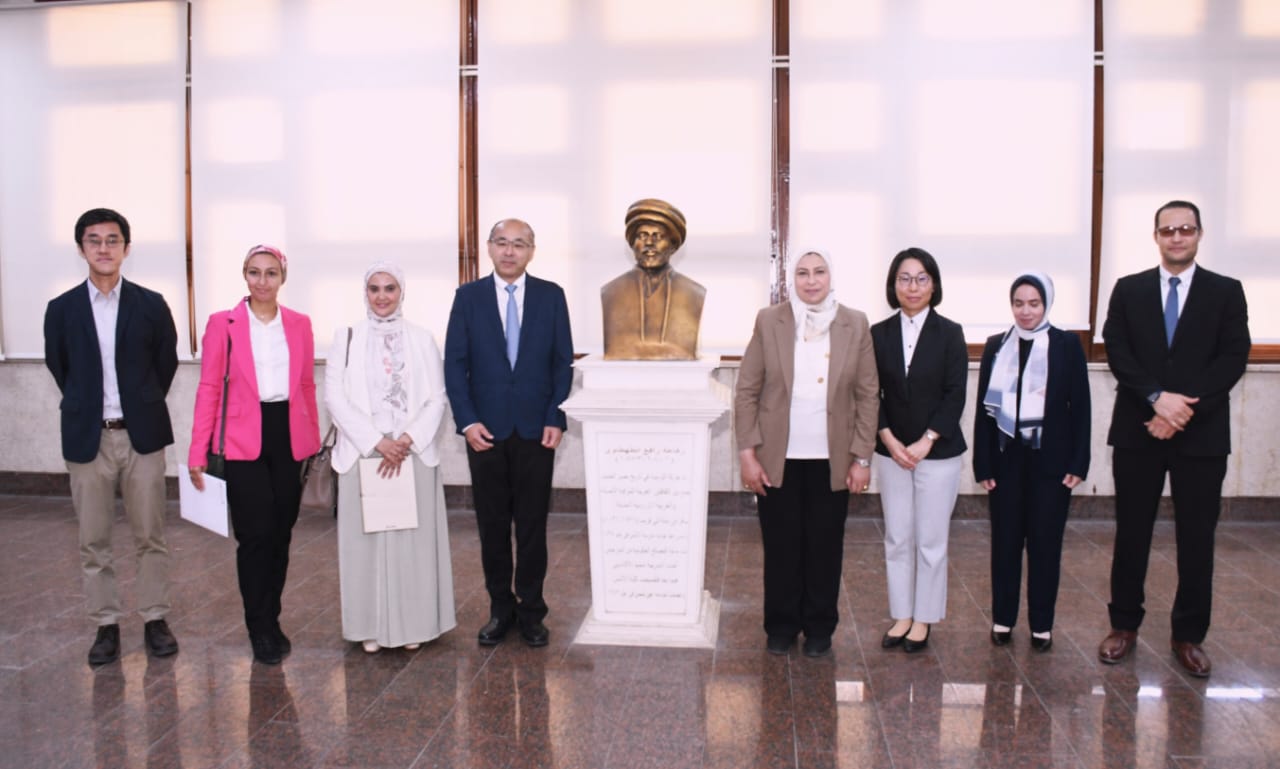 جامعة عين شمس تستكشف مستقبل التعليم بالذكاء الاصطناعي