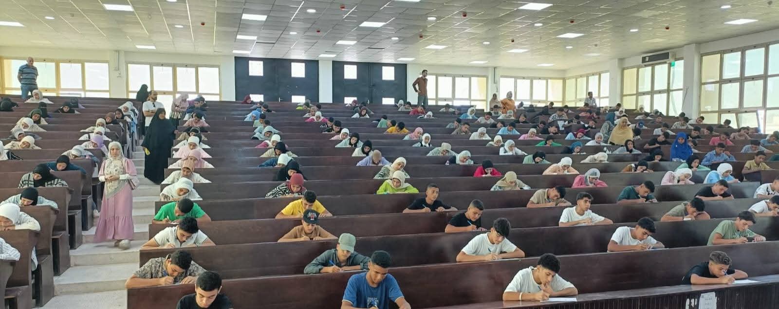 وزير التعليم العالي يقود نهضة تعليمية غير مسبوقة في سيناء ومدن القناة